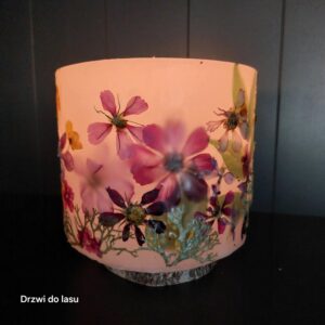 Lampion botaniczny z prasowanymi kwiatami Drzwi-do-lasu (ES 3)